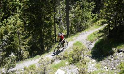 Le bisse en direction de Chapelet