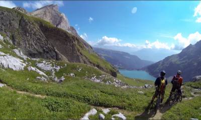 Vue sur le Lac de Tseizier depuis Armillon