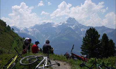 Depuis le col, vue sur les Dents du Midi