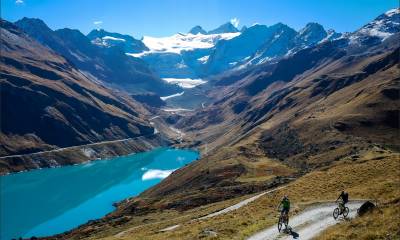 Splendide vue sur le Lac et le Grand Cornier, au loin...