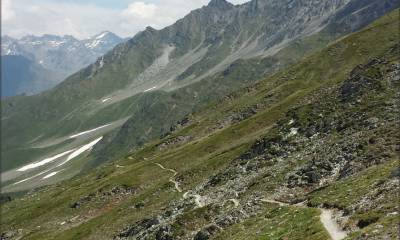 Début de la descente vue depuis le Col de Mille